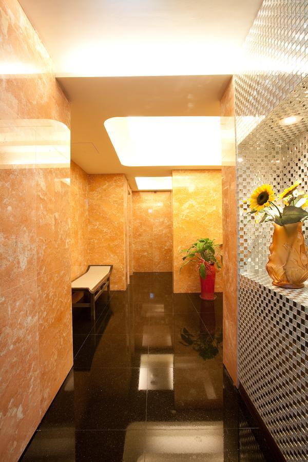Holyone Hotel Taipei Luaran gambar